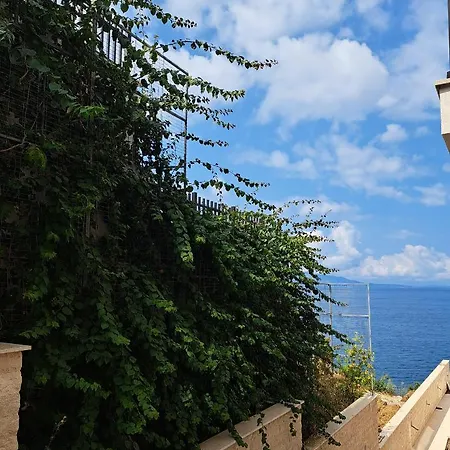 Mamani Apartments Saranda Exterior photo