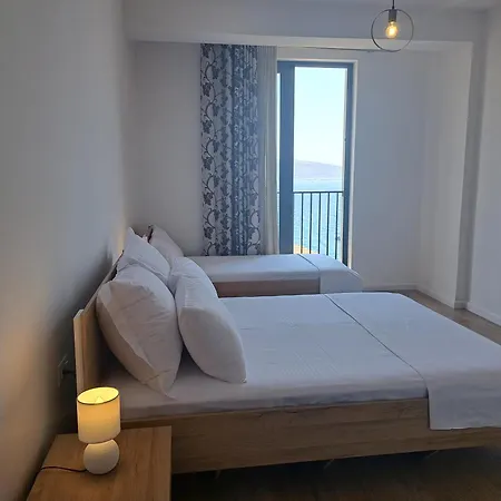 Mamani Apartments Saranda Room photo
